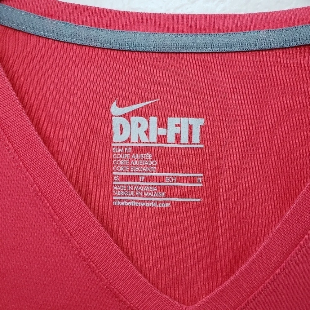 Nike dryfit slim fit tshirt
